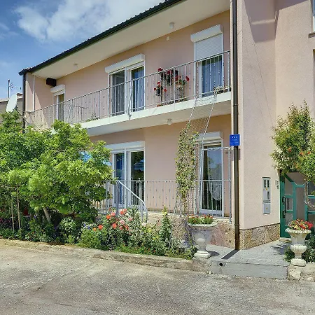 Casa Danilo Apartman